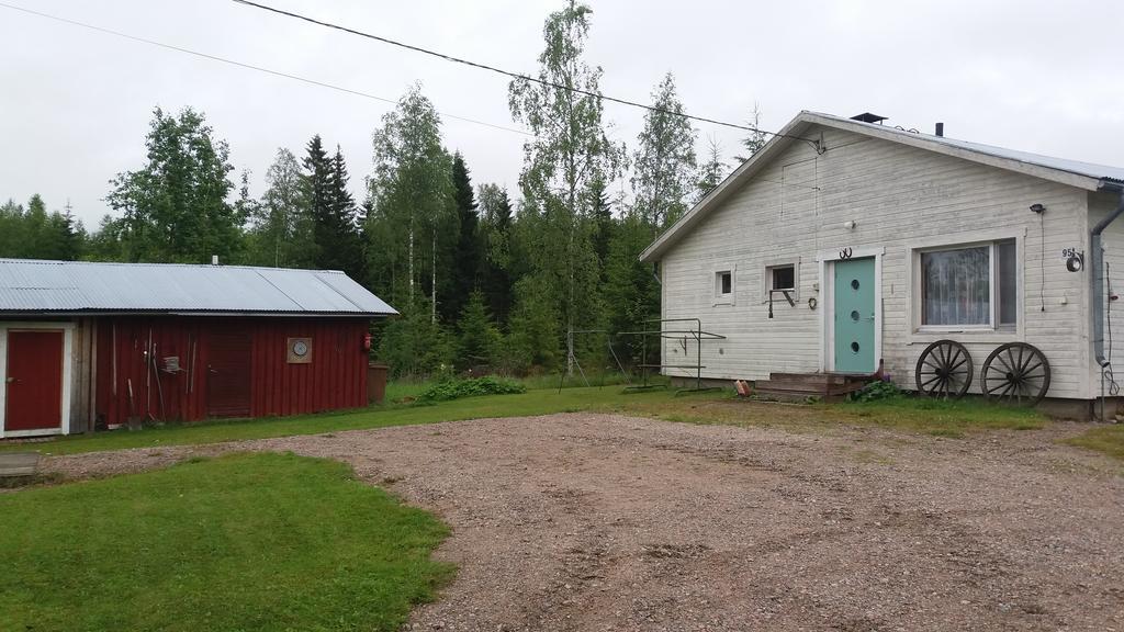 Maekelaen Lomatuvat Bed And Breakfast Korkeakoski  외부 사진